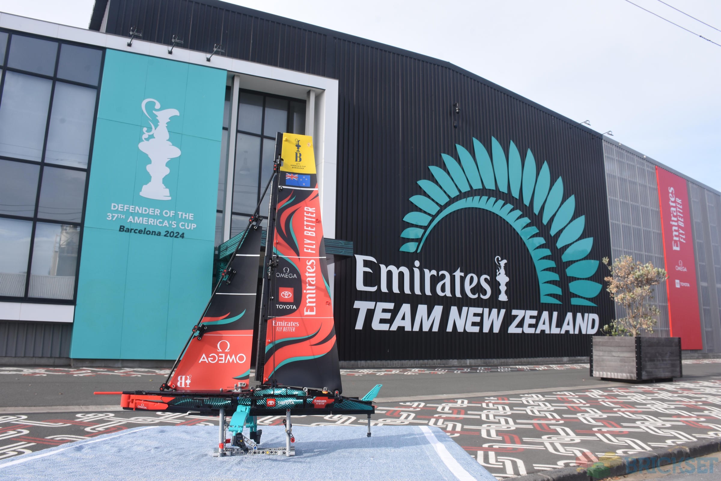 LEGO 42174 Emirates Team New Zealand AC75 Yacht review